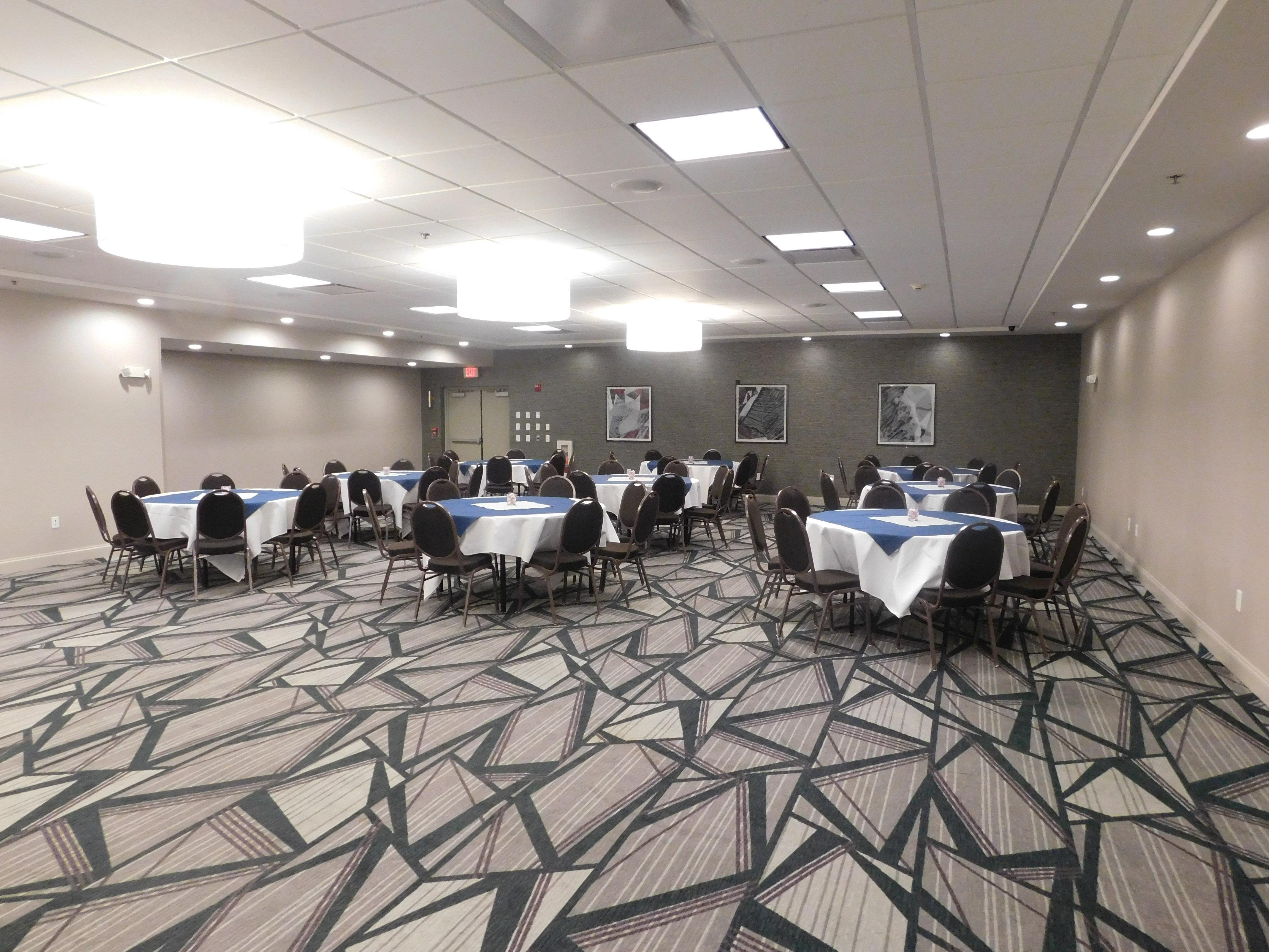 Holiday Inn Hotel & Suites Rochester - Marketplace By Ihg Eksteriør bilde